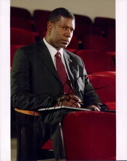 Dennis Haysbert autograph