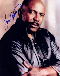 Louis Gossett, Jr. autograph