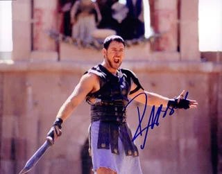 Russell Crowe autograph