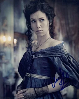 Vanessa Kirby autograph