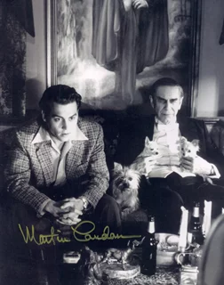 Martin Landau autograph