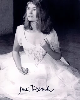 Judi Dench autograph