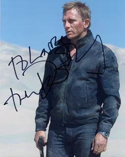 Daniel Craig autograph
