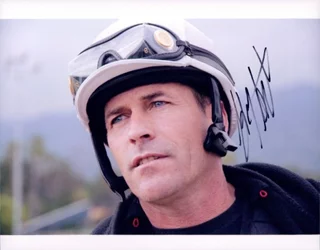 Gary  Stevens autograph