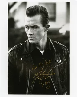 Robert Patrick autograph
