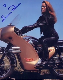 Luciana Paluzzi autograph