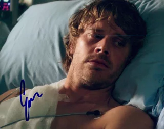 Eric Christian Olsen autograph