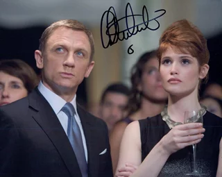 Gemma Arterton autograph