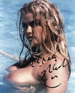Anna Nicole Smith autograph