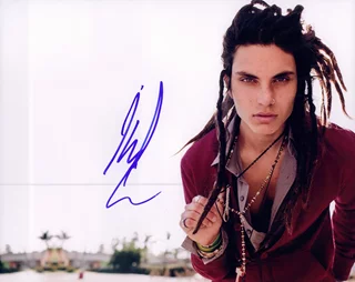 Samuel Larsen autograph