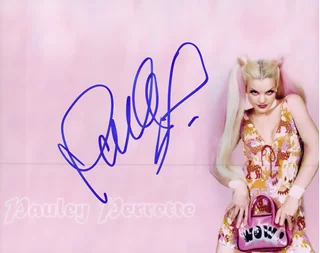 Pauley Perrette autograph