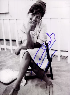 Claudia Cardinale autograph