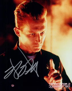 Robert Patrick autograph