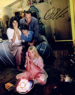 Oliver Robins autograph