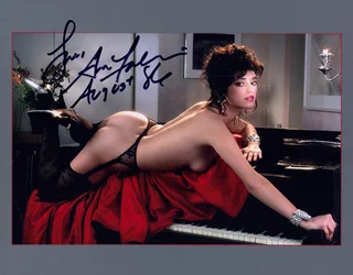 Ava Fabian autograph