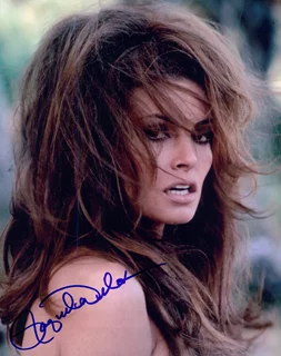 Raquel Welch autograph