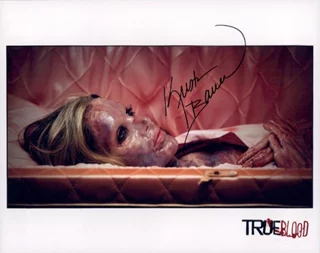 Kristin Bauer autograph