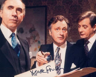 Derek Fowlds autograph