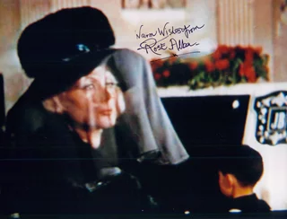 Rose Alba autograph