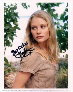 Emilie de Ravin autograph