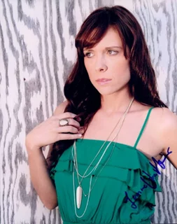 Janna VanHeertum autograph