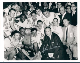 John Wooden autograph