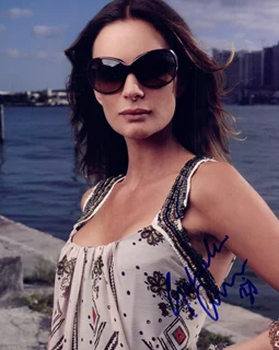 Gabrielle Anwar autograph