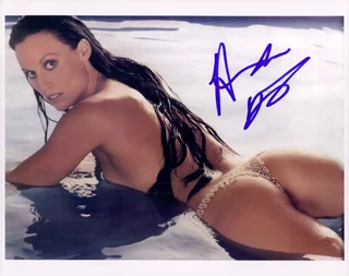 Amanda Beard autograph