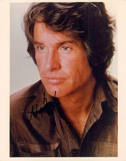 Warren Beatty autograph