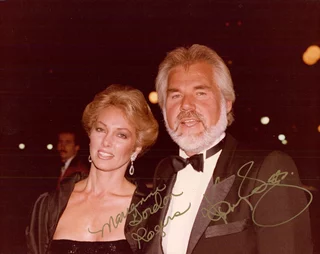Kenny Rogers autograph