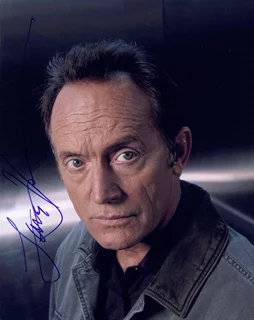 Lance Henriksen autograph