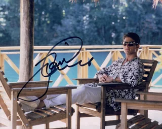 Tom Cruise autograph