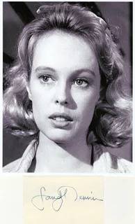 Sandy Dennis autograph