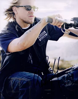 Charlie Hunnam autograph