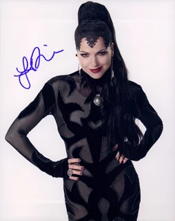 Lana Parrilla autograph