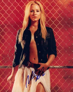 Maria Bello autograph