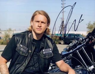 Charlie Hunnam autograph