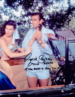 Eunice Gayson autograph