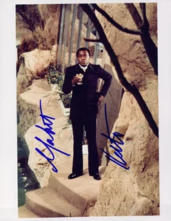 Yaphet Kotto autograph