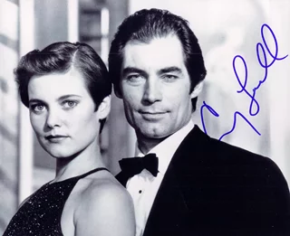 Carey Lowell autograph