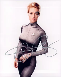 Jeri Ryan autograph