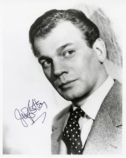 Joseph Cotten autograph
