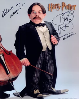Warwick Davis autograph
