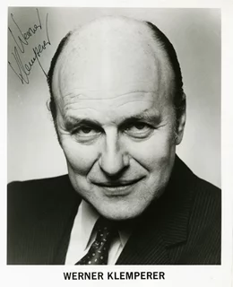 Werner Klemperer autograph