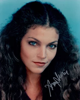 Amy Irving autograph
