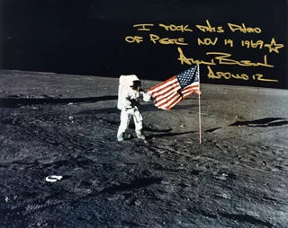 Alan Bean autograph