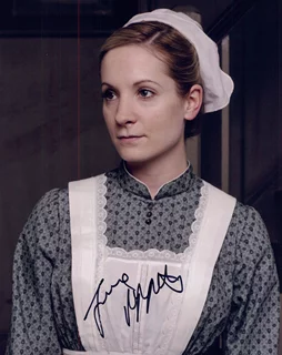 Joanne Froggatt autograph