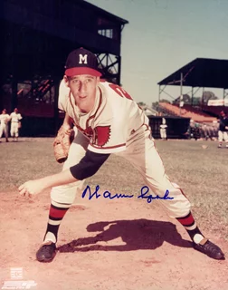 Warren Spahn autograph