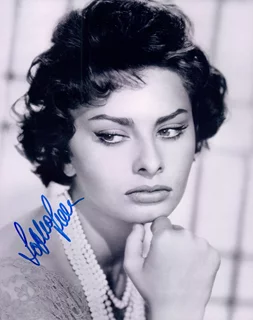 Sophia Loren autograph