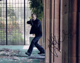 Kiefer Sutherland autograph